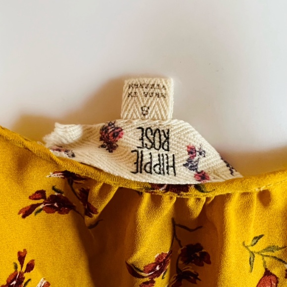 NWOT Flower Print Elastic Waistband Spring Top - Picture 9 of 10